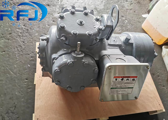 Sprężarka agregatu chłodniczego Carrier 25HP Sprężarka półhermetyczna 06EM475 9,0 l Ładunek oleju 400 V 50 Hz