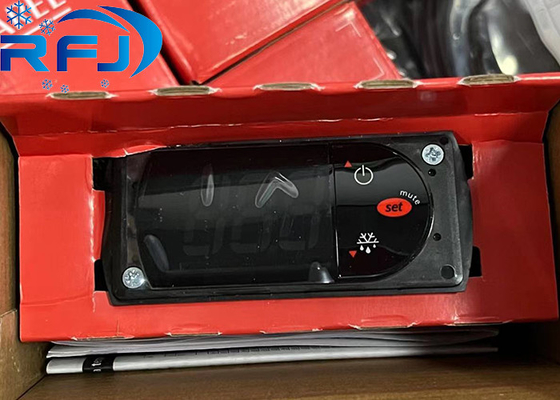 Regulator temperatury Carel 230 V PJEZS0H000 dla przemysłu chłodniczego